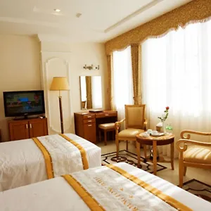 Hotel Tan Hoang Long